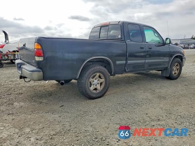Trzecie zdjęcie samochodu z tyłu: 2000 TOYOTA TUNDRA SR5 VIN:5TBRT3418YS051461 - miniatura
