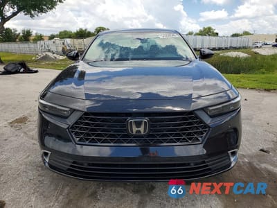 Piąte zdjęcie samochodu w środku: 2024 HONDA ACCORD TOURING HYBRID VIN:1HGCY2F81RA026243 - miniatura
