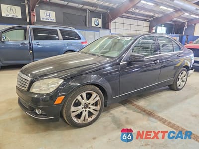 2011 MERCEDES-BENZ C 300 4MATIC WDDGF8BB5BR139653 - główne zdjęcie licytacji z USA - miniatura