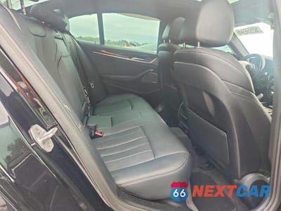Zdjęcie 10 z 13 samochodu: 2022 BMW 530 I VIN:WBA53BH00NCK22893 - miniatura