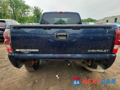 Zdjęcie 6 z 12 samochodu: 2005 CHEVROLET SILVERADO K1500 VIN:2GCEK19B351171962 - miniatura
