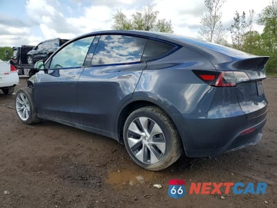 Drugie zdjęcie samochodu z przodu: 2023 TESLA MODEL Y VIN:7SAYGDEE3PF843165 - miniatura