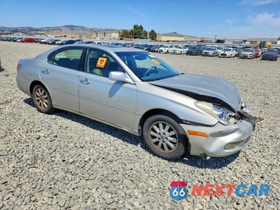 Czwarte zdjęcie samochodu z boku: 2003 LEXUS ES 300 VIN:JTHBF30G836000303 - miniatura