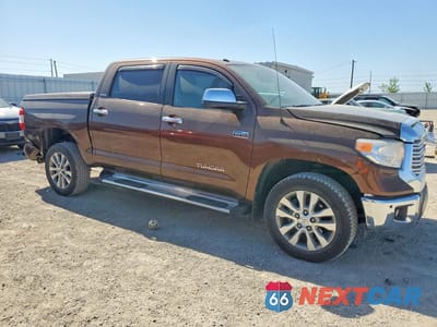 Czwarte zdjęcie samochodu z boku: 2016 TOYOTA TUNDRA CREWMAX LIMITED VIN:5TFHW5F12GX519146 - miniatura