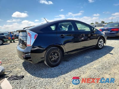 Trzecie zdjęcie samochodu z tyłu: 2015 TOYOTA PRIUS FOUR VIN:JTDKN3DU5F1898316 - miniatura