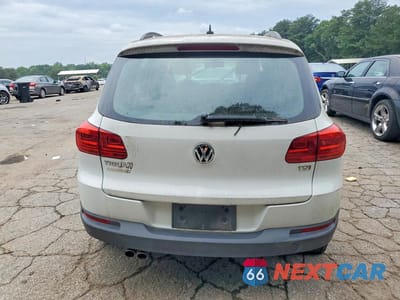 Zdjęcie 6 z 12 samochodu: 2016 VOLKSWAGEN TIGUAN S VIN:WVGAV7AX5GW518991 - miniatura