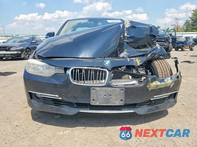 Piąte zdjęcie samochodu w środku: 2013 BMW 328 XI SULEV VIN:WBA3B5C56DF593410 - miniatura