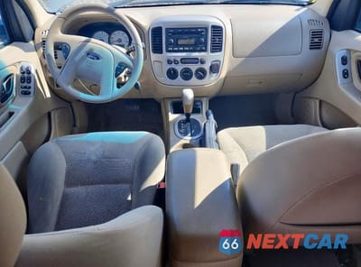 Zdjęcie 8 z 13 samochodu: 2006 FORD ESCAPE XLT VIN:1FMYU03196KA11597 - miniatura