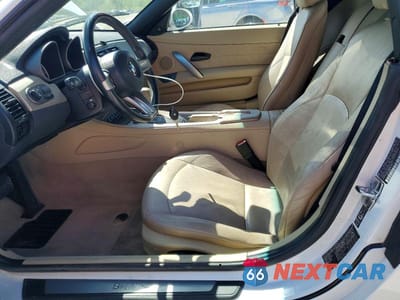 Zdjęcie 7 z 12 samochodu: 2003 BMW Z4 2.5 VIN:4USBT33473LS47884 - miniatura