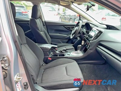 Piąte zdjęcie samochodu w środku: 2019 SUBARU IMPREZA VIN:4S3GTAB68K3720032 - miniatura