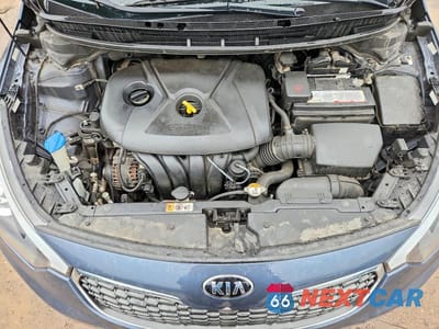 Zdjęcie 11 z 12 samochodu: 2016 KIA FORTE LX VIN:KNAFK5A84G5622357 - miniatura