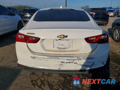 Zdjęcie 6 z 12 samochodu: 2018 CHEVROLET MALIBU LT VIN:1G1ZD5ST1JF170973 - miniatura