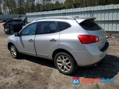 Drugie zdjęcie samochodu z przodu: 2013 NISSAN ROGUE S VIN:JN8AS5MVXDW109784 - miniatura