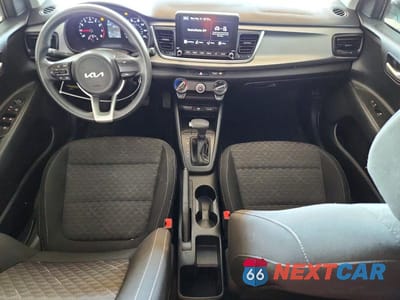 Zdjęcie 8 z 13 samochodu: 2023 KIA RIO LX VIN:3KPA24AD6PE553342 - miniatura