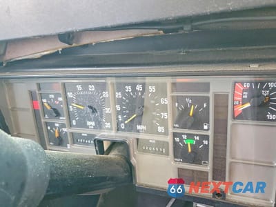 Zdjęcie 8 z 10 samochodu: 1998 INTERNATIONAL 3000 3800 VIN:1HVBBAAN4WH621359 - miniatura