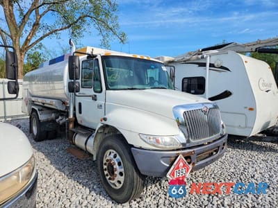 2005 INTERNATIONAL 4400 FUEL / LUBE TRUCK 1HTMKAAN55H121856 - główne zdjęcie licytacji z USA - miniatura