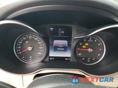 Zdjęcie 9 z 13 samochodu: 2016 MERCEDES-BENZ C 300 VIN:55SWF4JB3GU174557 - miniatura