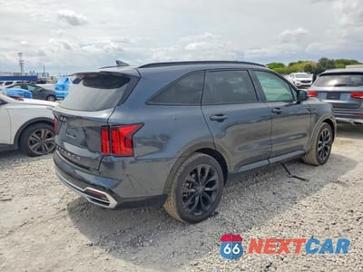 Trzecie zdjęcie samochodu z tyłu: 2022 KIA SORENTO SX VIN:5XYRK4LF9NG139649 - miniatura