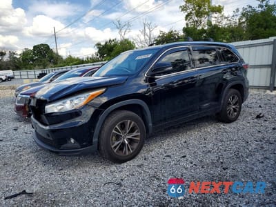 2016 TOYOTA HIGHLANDER XLE 5TDKKRFH5GS503762 - główne zdjęcie licytacji z USA - miniatura