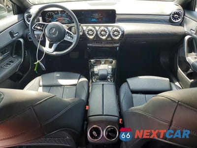Zdjęcie 8 z 12 samochodu: 2021 MERCEDES-BENZ A 220 VIN:W1K3G4EB1MJ304003 - miniatura