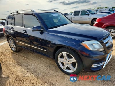 Czwarte zdjęcie samochodu z boku: 2014 MERCEDES-BENZ GLK 250 BLUETEC VIN:WDCGG0EB0EG200762 - miniatura