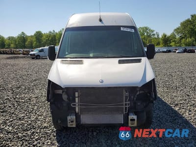 Piąte zdjęcie samochodu w środku: 2014 MERCEDES-BENZ SPRINTER 3500 VIN:WD3PF4CC8E5881318 - miniatura