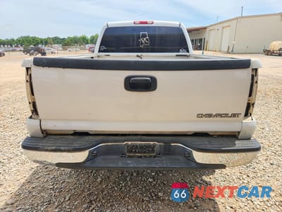Zdjęcie 6 z 13 samochodu: 2003 CHEVROLET SILVERADO K2500 HEAVY DUTY VIN:1GCHK23103F161785 - miniatura