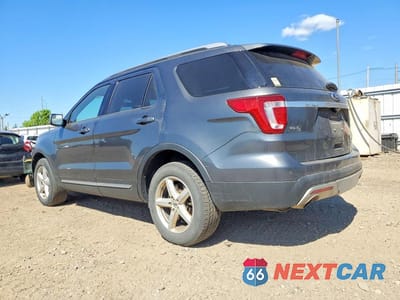 Drugie zdjęcie samochodu z przodu: 2017 FORD EXPLORER XLT VIN:1FM5K8D84HGE35620 - miniatura