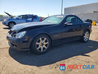 2002 MERCEDES-BENZ SLK 230 KOMPRESSOR WDBKK49FX2F263032 - główne zdjęcie licytacji z USA - miniatura