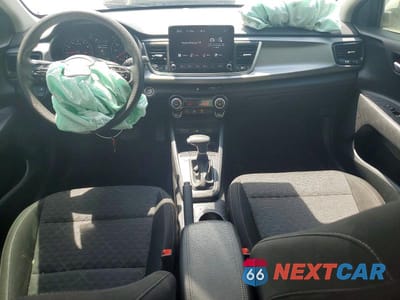 Zdjęcie 8 z 12 samochodu: 2023 KIA RIO S VIN:3KPA25AD3PE530350 - miniatura