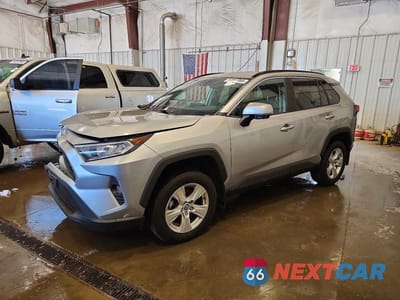 2021 TOYOTA RAV4 XLE 2T3P1RFV1MC224061 - główne zdjęcie licytacji z USA - miniatura