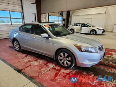 Czwarte zdjęcie samochodu z boku: 2008 HONDA ACCORD EX VIN:1HGCP267X8A058522 - miniatura