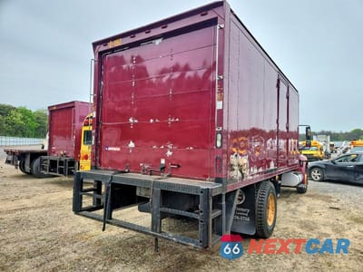 Czwarte zdjęcie samochodu z boku: 2015 INTERNATIONAL 4300 BOX TRUCK VIN:3HAMMAAN9FL645968 - miniatura