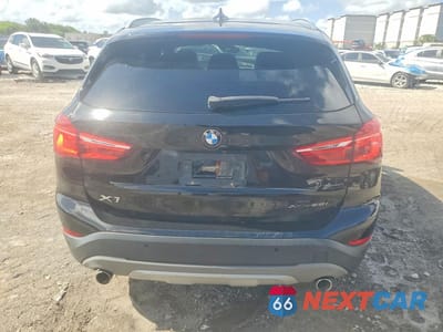 Zdjęcie 6 z 13 samochodu: 2018 BMW X1 XDRIVE28I VIN:WBXHT3C35J5L30404 - miniatura