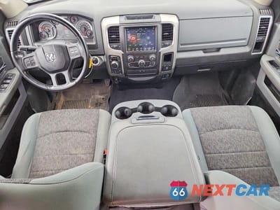 Zdjęcie 8 z 12 samochodu: 2019 RAM 1500 CLASSIC SLT VIN:1C6RR7LT9KS550033 - miniatura
