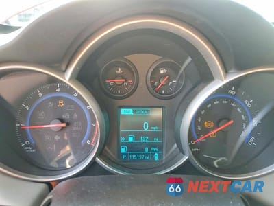 Zdjęcie 9 z 13 samochodu: 2015 CHEVROLET CRUZE LS VIN:1G1PA5SH4F7210427 - miniatura