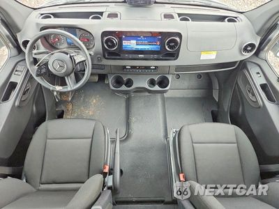 Zdjęcie 8 z 13 samochodu: 2026 MERCEDES-BENZ SPRINTER 2500 VIN:W1Z4KGHY4TT604868 - miniatura