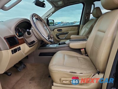 Zdjęcie 7 z 13 samochodu: 2015 NISSAN ARMADA SL VIN:5N1BA0ND1FN600549 - miniatura
