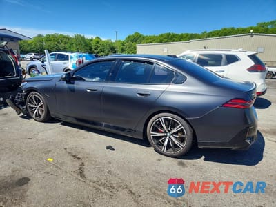 Drugie zdjęcie samochodu z przodu: 2026 BMW 550 XE VIN:WBA13FK09TCV38532 - miniatura