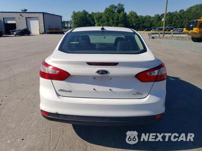 Zdjęcie 6 z 12 samochodu: 2014 FORD FOCUS SE VIN:1FADP3F22EL324778 - miniatura