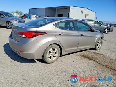 Trzecie zdjęcie samochodu z tyłu: 2014 HYUNDAI ELANTRA SE VIN:5NPDH4AE1EH518303 - miniatura