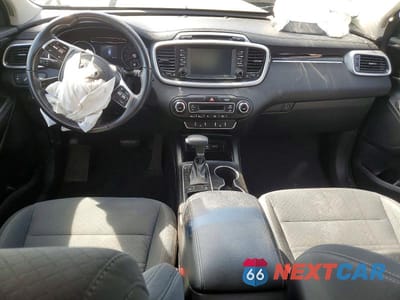 Zdjęcie 8 z 13 samochodu: 2019 KIA SORENTO LX VIN:5XYPG4A35KG527264 - miniatura