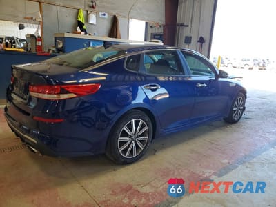 Trzecie zdjęcie samochodu z tyłu: 2019 KIA OPTIMA LX VIN:5XXGT4L37KG357177 - miniatura