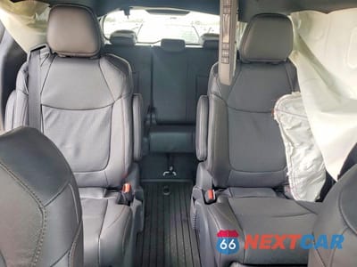 Zdjęcie 10 z 13 samochodu: 2026 TOYOTA SIENNA LIMITED 7-PASSENGER VIN:5TDZSKFC0TS249740 - miniatura