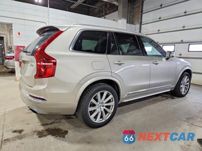 Trzecie zdjęcie samochodu z tyłu: 2016 VOLVO XC90 T6 VIN:YV4A22PL4G1059449 - miniatura