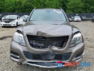 Piąte zdjęcie samochodu w środku: 2015 MERCEDES-BENZ GLK 350 4MATIC VIN:WDCGG8JB2FG348580 - miniatura
