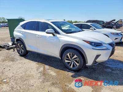 Czwarte zdjęcie samochodu z boku: 2018 LEXUS NX 300 BASE VIN:JTJBARBZXJ2160153 - miniatura