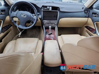 Zdjęcie 8 z 12 samochodu: 2007 LEXUS IS 250 VIN:JTHBK262472047715 - miniatura
