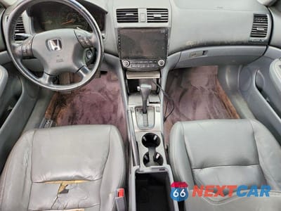 Zdjęcie 8 z 13 samochodu: 2005 HONDA ACCORD HYBRID VIN:JHMCN36425C002833 - miniatura