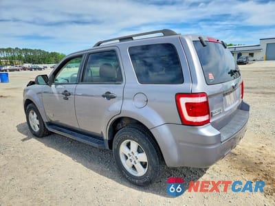 Drugie zdjęcie samochodu z przodu: 2008 FORD ESCAPE XLT VIN:1FMCU93148KC13636 - miniatura